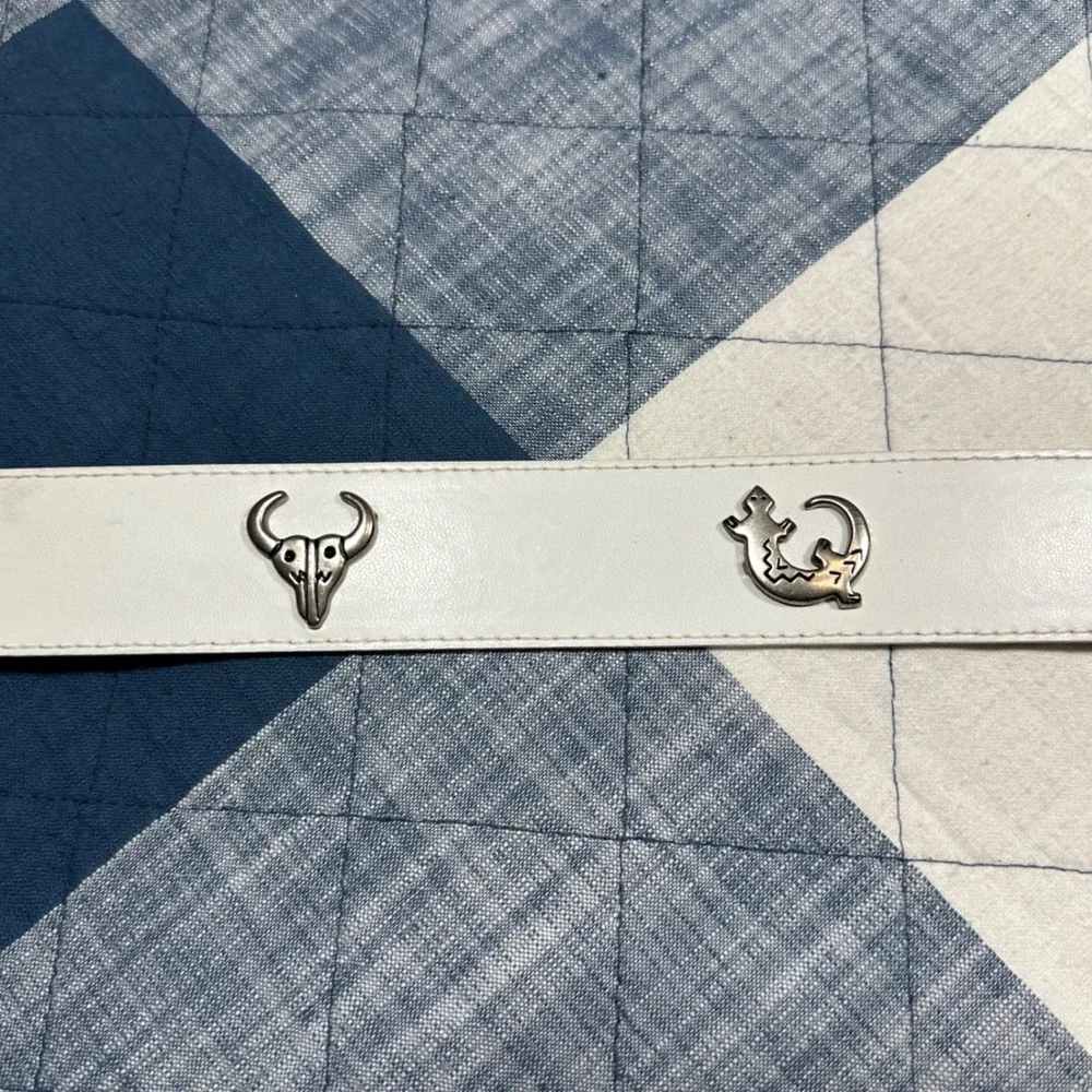 Vintage White Western Leather Belt Silver Concho Steer Skull Lizard Bird Studded